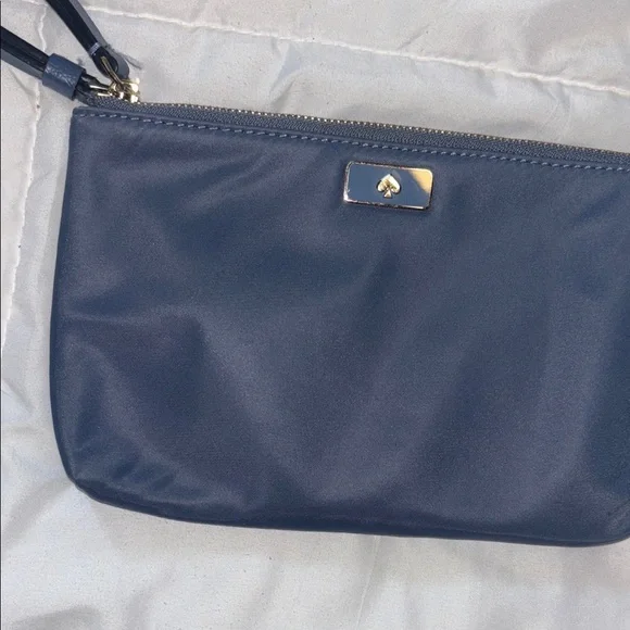 Like New Kate Spade ♠️ Navy Blue Women's Clutch - Picture 2 of 7
